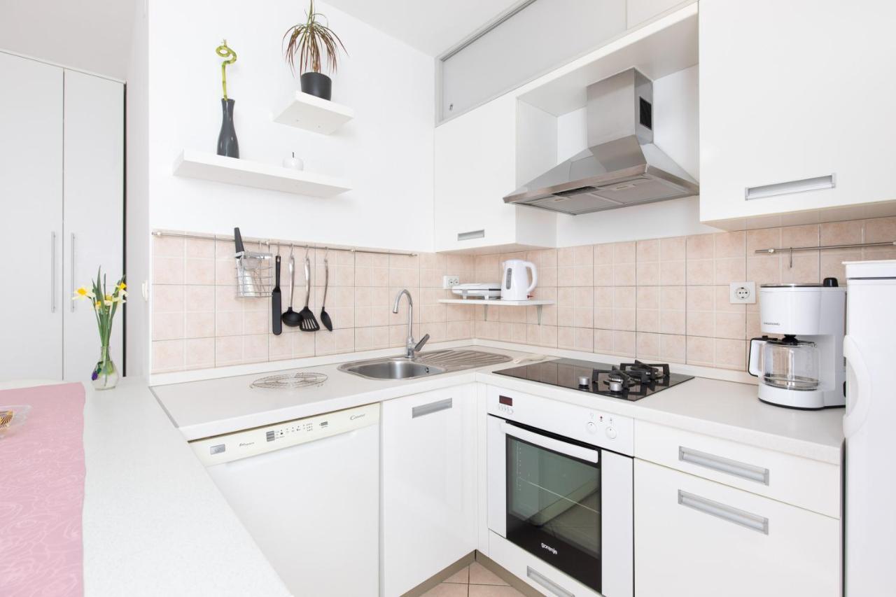 Apartment Julijana Krk Town Esterno foto
